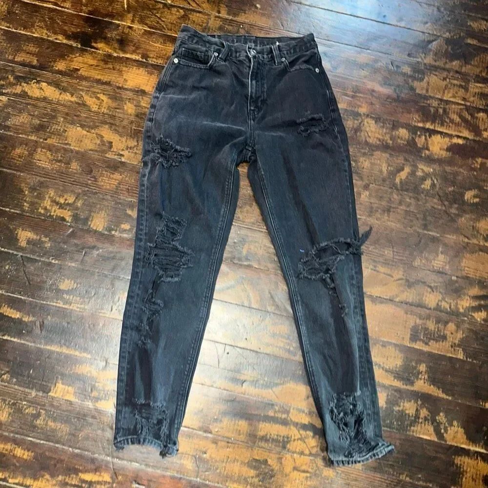 American Eagle destroyed distressed black normcore 0 Mom jeans